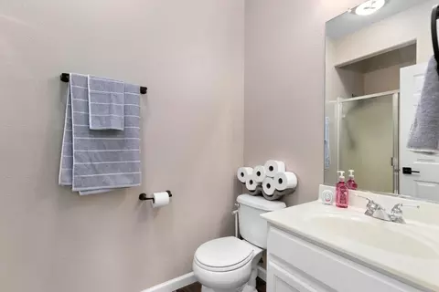 1008 Loretelli Dr, Modesto, CA 95356 photo 23