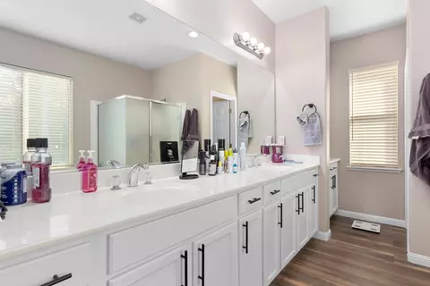 1008 Loretelli Dr, Modesto, CA 95356 photo 32
