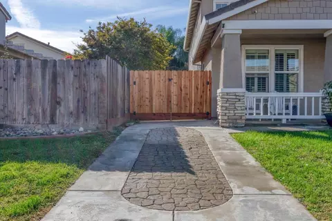 1008 Loretelli Dr, Modesto, CA 95356 photo 6