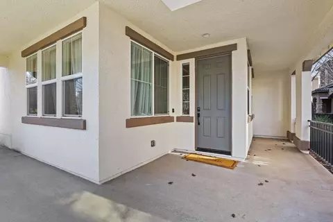 2100 Las Palomas Loop, Lincoln, CA 95648 photo 4