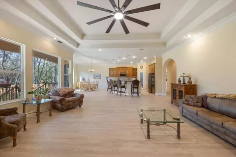 4900 Secluded Oaks Ln, Carmichael, CA 95608 photo 16