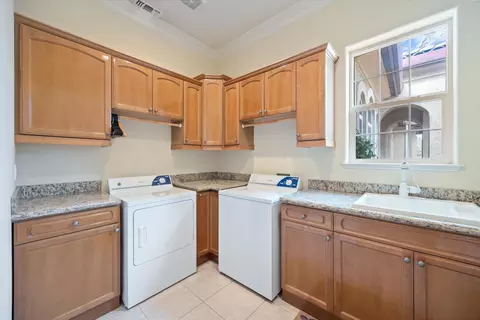 4900 Secluded Oaks Ln, Carmichael, CA 95608 photo 42