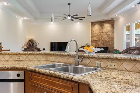 4900 Secluded Oaks Ln, Carmichael, CA 95608 photo 19