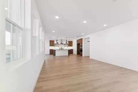 427 Monastery Dr, Lathrop, CA 95330 photo 19