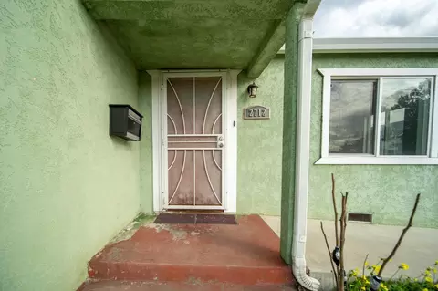 Entry Way - 2712 Central Ave, Ceres, CA 95307 photo 1 of 2