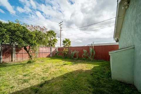 Exterior - 2712 Central Ave, Ceres, CA 95307 photo 4 of 7