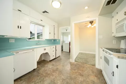 Kitchen - 2712 Central Ave, Ceres, CA 95307 photo 1 of 2
