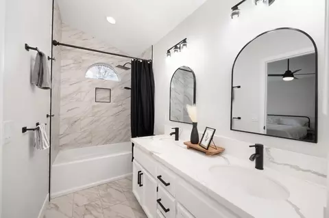 Bath - 4265 Hartlepool Way, Antelope, CA 95843 photo 2 of 4
