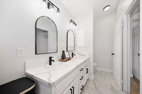 Bath - 4265 Hartlepool Way, Antelope, CA 95843 photo 3 of 4