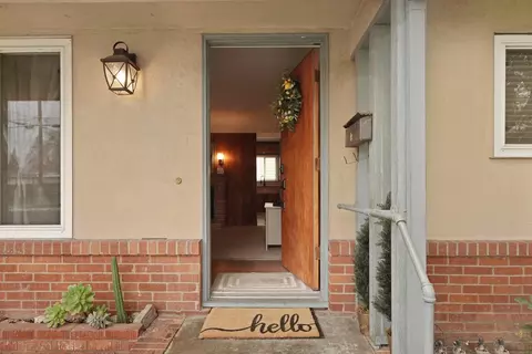 940 Trinity St, Manteca, CA 95336 photo 2