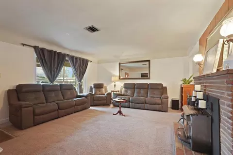 940 Trinity St, Manteca, CA 95336 photo 12