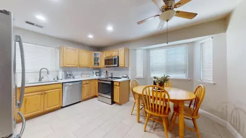 1359 Novell Dr, Ripon, CA 95366 photo 2
