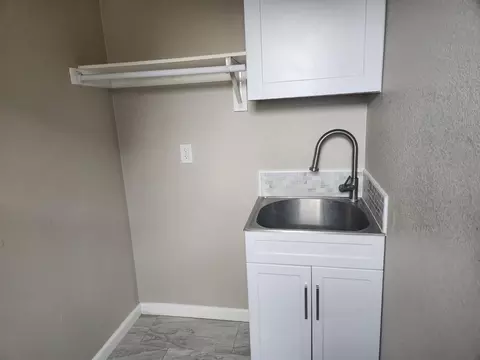 Other - 631 E Stuhr, Newman, CA 95360 photo 2 of 2