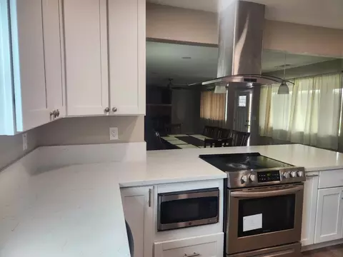 Kitchen - 631 E Stuhr, Newman, CA 95360 photo 1 of 3