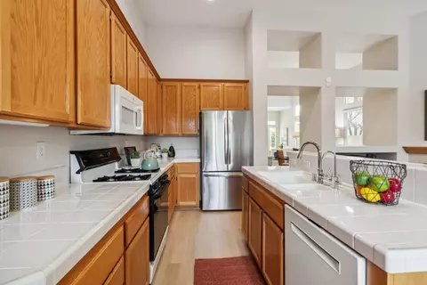 1568 Pinnacles Pl, Davis, CA 95616 photo 15