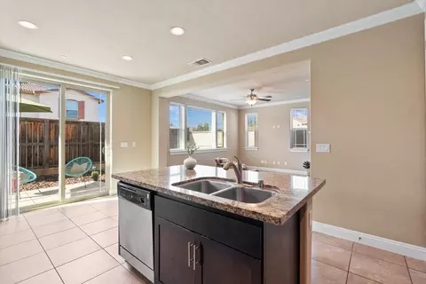 699 Addison Ln, Folsom, CA 95630 photo 19