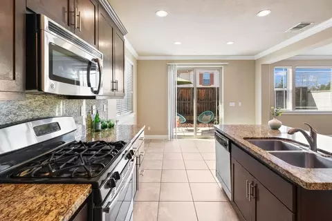 699 Addison Ln, Folsom, CA 95630 photo 18