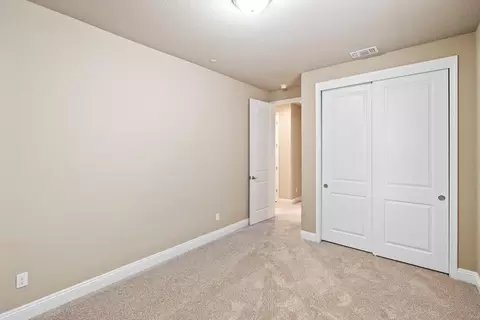 699 Addison Ln, Folsom, CA 95630 photo 37