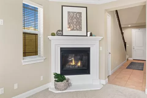 699 Addison Ln, Folsom, CA 95630 photo 9