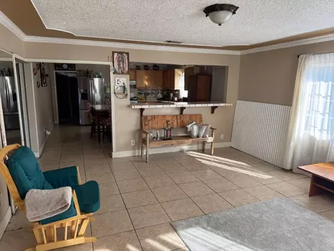 1009 Atlantic Dr, Modesto, CA 95358 photo 3