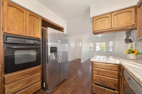 Kitchen - 3800 Circle Dr, Loomis, CA 95650 photo 4 of 5