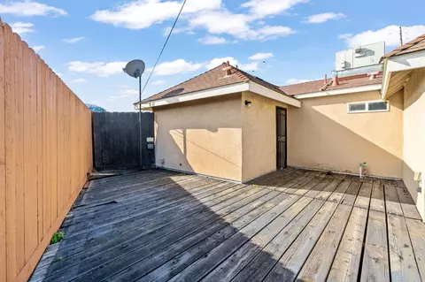 Exterior - 620 N Ham Ln, Lodi, CA 95242 photo 4 of 11