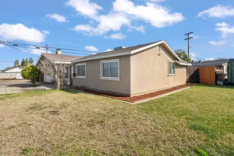 Exterior - 620 N Ham Ln, Lodi, CA 95242 photo 11 of 11