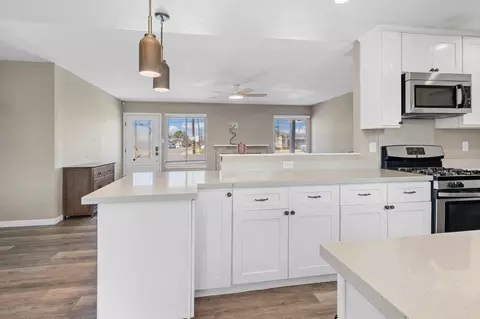 Kitchen - 620 N Ham Ln, Lodi, CA 95242 photo 4 of 5