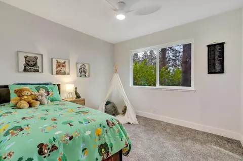 Bedroom - 165 Celesta Dr, Grass Valley, CA 95945 photo 3 of 10