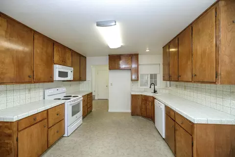 2320 Mcritchie Way, Modesto, CA 95355 photo 2