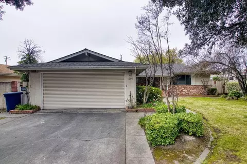 1205 Athens Ave, Modesto, CA 95350 photo 2