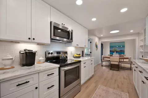 Kitchen - 50 Covered Bridge Rd, Carmichael, CA 95608 photo 4 of 4