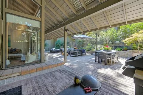 Exterior - 50 Covered Bridge Rd, Carmichael, CA 95608 photo 6 of 20