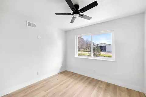 Bedroom - 8536 El Verano Ave, Elverta, CA 95626 photo 2 of 4