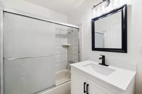 Bath - 8536 El Verano Ave, Elverta, CA 95626 photo 3 of 3