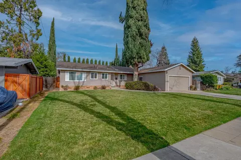 1275 W 25th St, Merced, CA 95340 photo 5