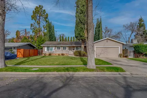 1275 W 25th St, Merced, CA 95340 photo 4