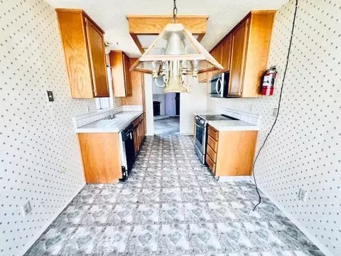 312 Kirbys Mill Dr, Modesto, CA 95358 photo 7