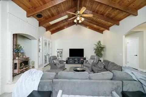 Living - 3904 Marsala, Modesto, CA 95356 photo 5 of 7