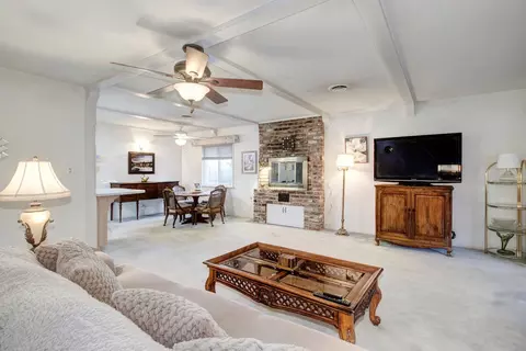 3807 Wingate Dr, Carmichael, CA 95608 photo 9