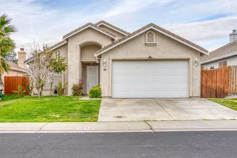 985 Portside Cir, Roseville, CA 95678
