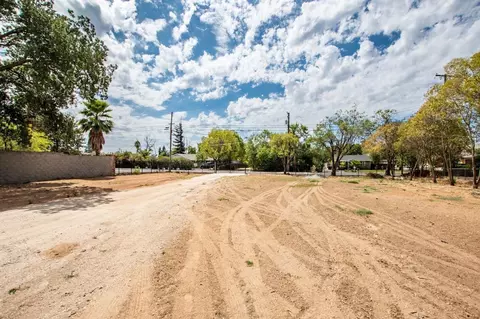5721 Gibbons Dr, Carmichael, CA 95608 photo 4