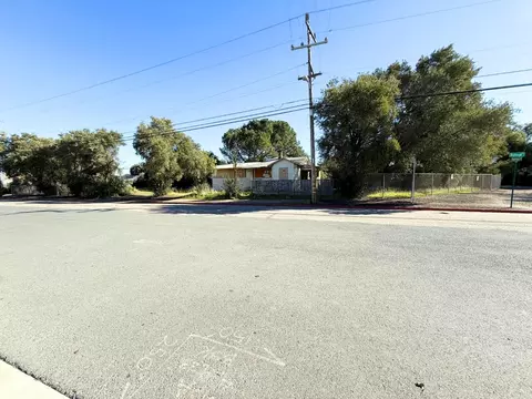 490 School St, Livermore, CA 94550 photo 4