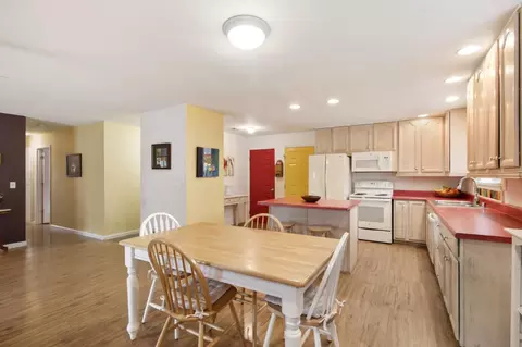 Kitchen - 2527 Whittier Dr, Davis, CA 95618 photo 2 of 7