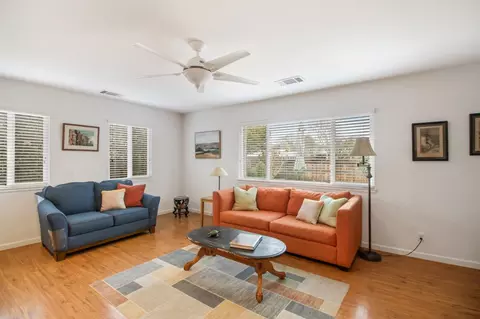 Living - 2527 Whittier Dr, Davis, CA 95618 photo 7 of 10