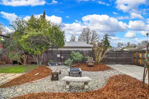 Exterior - 2527 Whittier Dr, Davis, CA 95618 photo 15 of 32