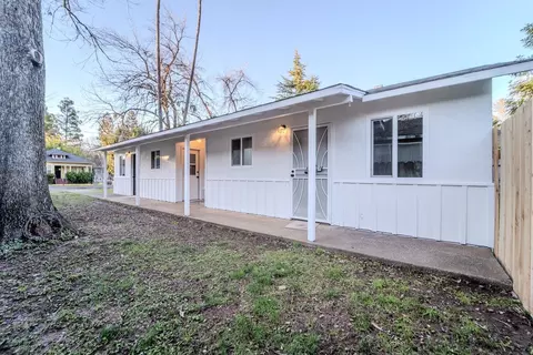 1425 W 7th St, Chico, CA 95928 photo 1