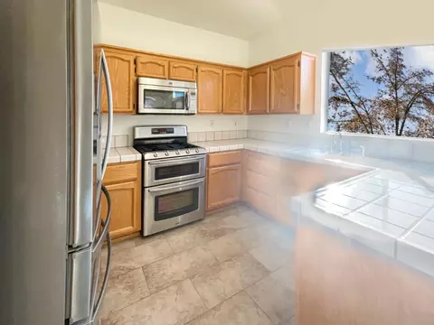 930 Cobden Ct, Galt, CA 95632 photo 20