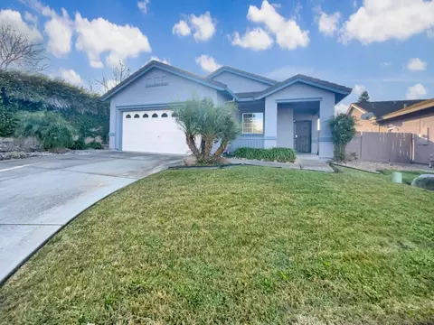 930 Cobden Ct, Galt, CA 95632 photo 1
