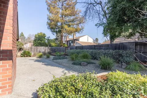 2504 Madrid Ct, Davis, CA 95616 photo 37